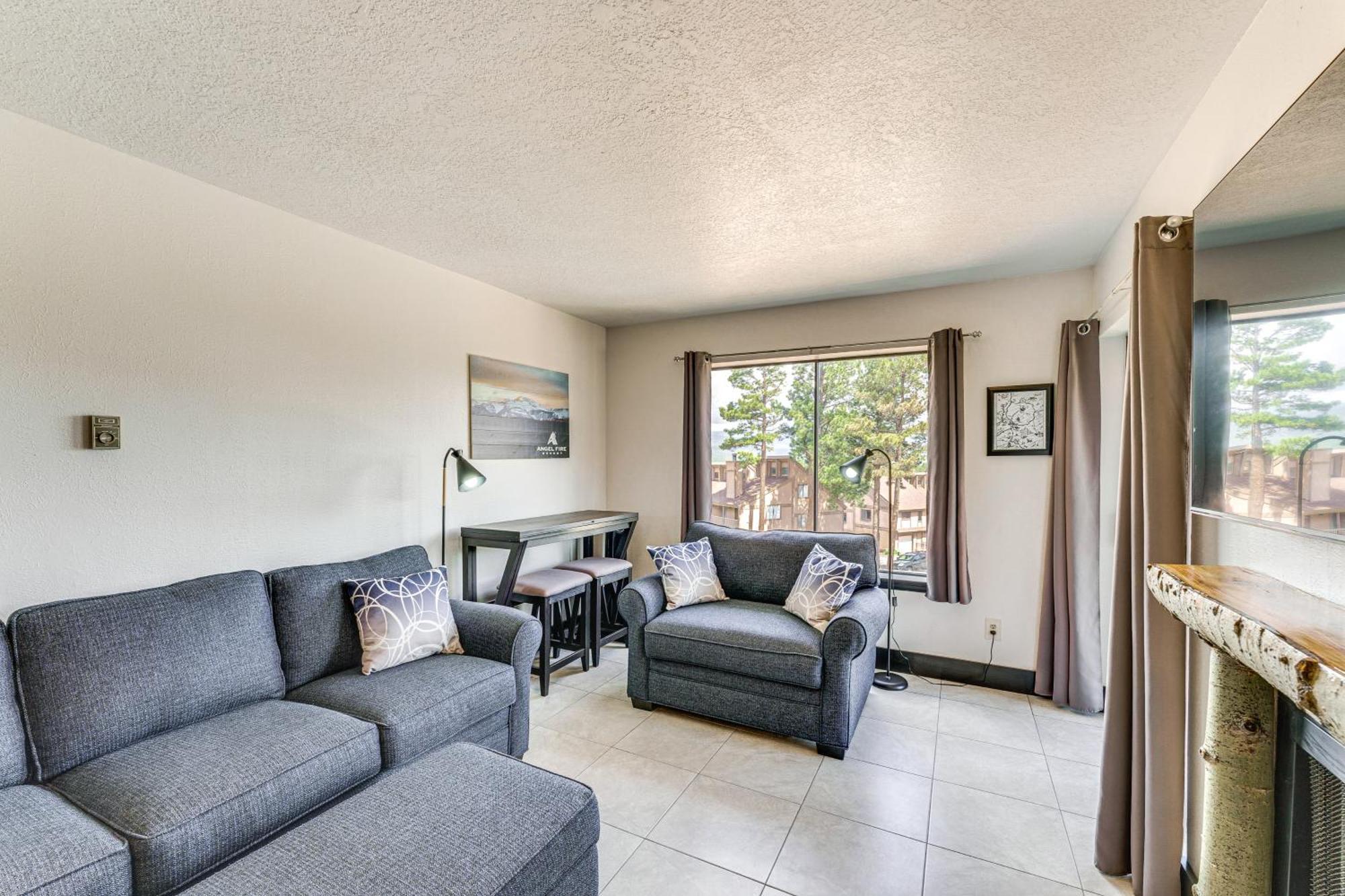 Angel Fire Mountain Condo Steps To Ski Resort! Exterior photo