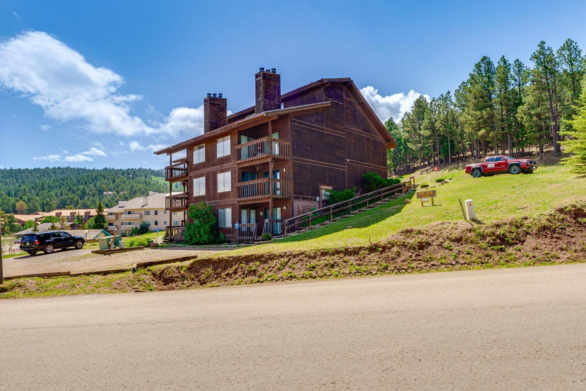Angel Fire Mountain Condo Steps To Ski Resort! Exterior photo